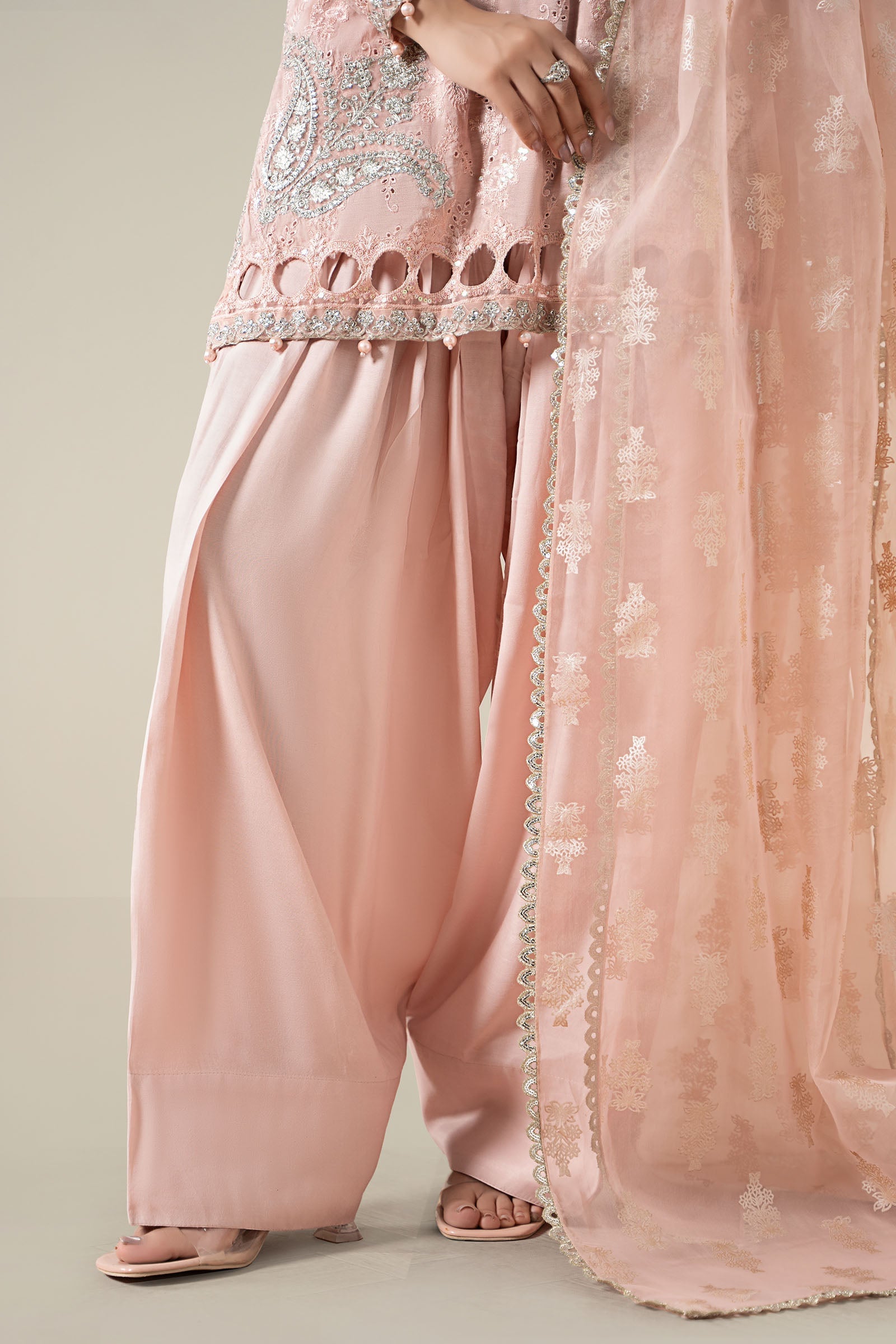 Maria B | Luxury Winter Pret 25 | DW-EA25-13-Peach