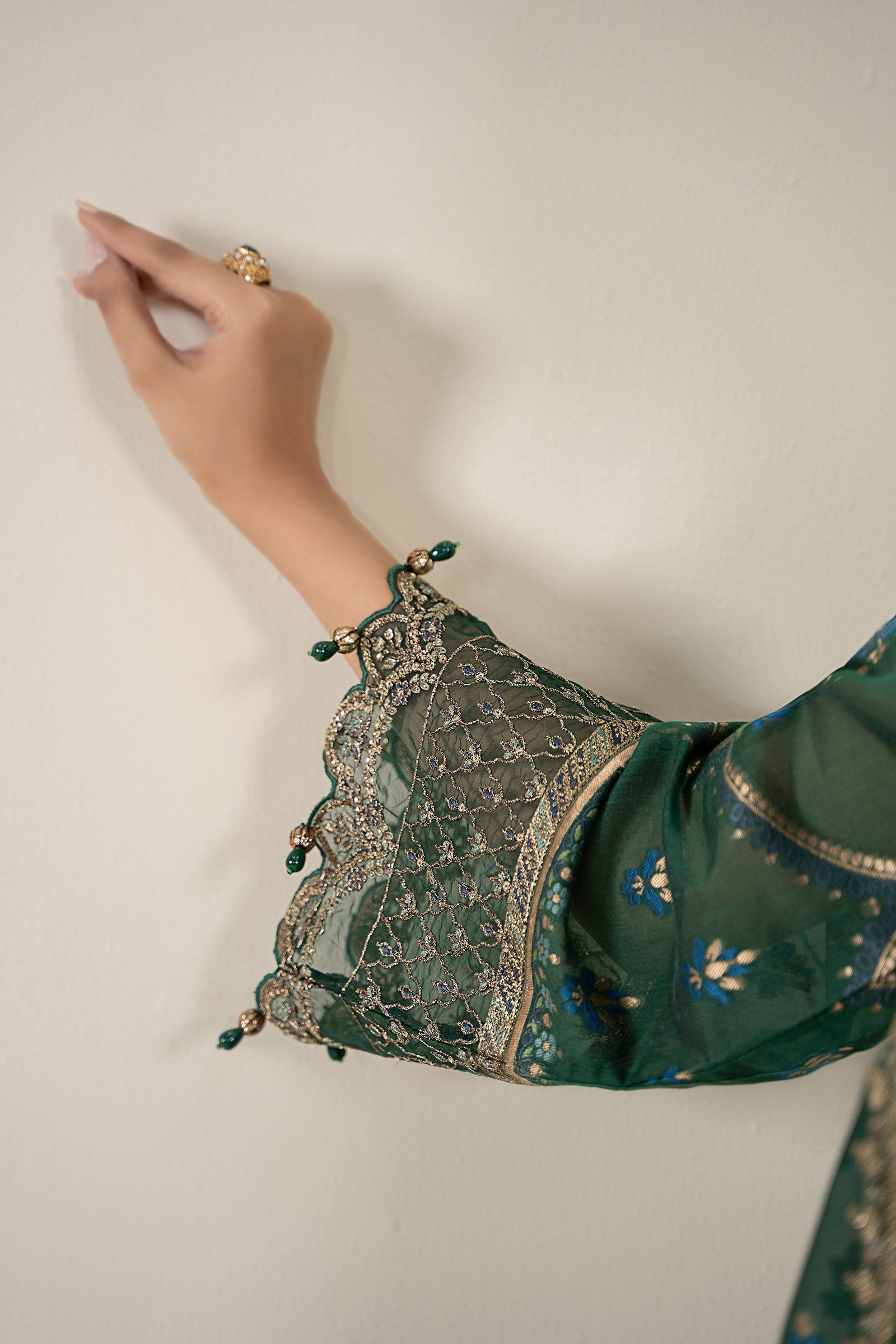 Maria B | Luxury Winter Pret 25 | DW-EA25-59-Green