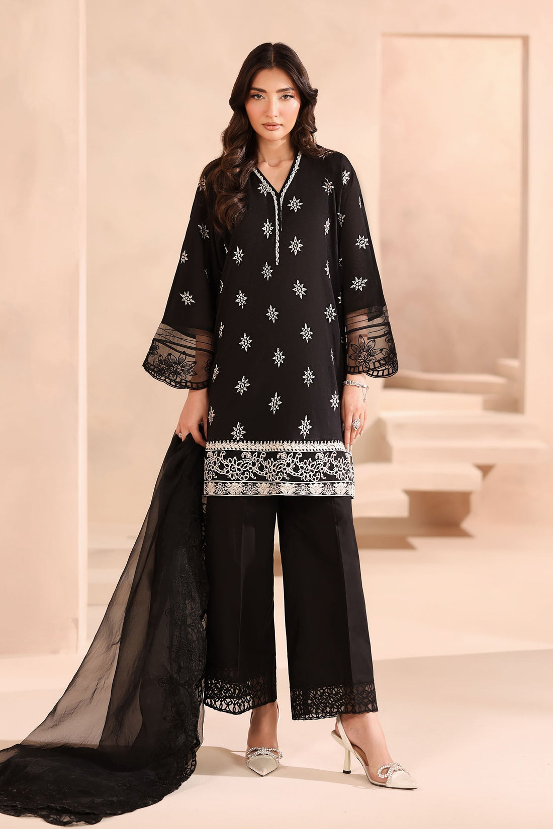 Maria B | Pre Fall Dresses | 3 Piece Embroidered Lawn Suit Black - Official Maria B - Agha Fabrics UK