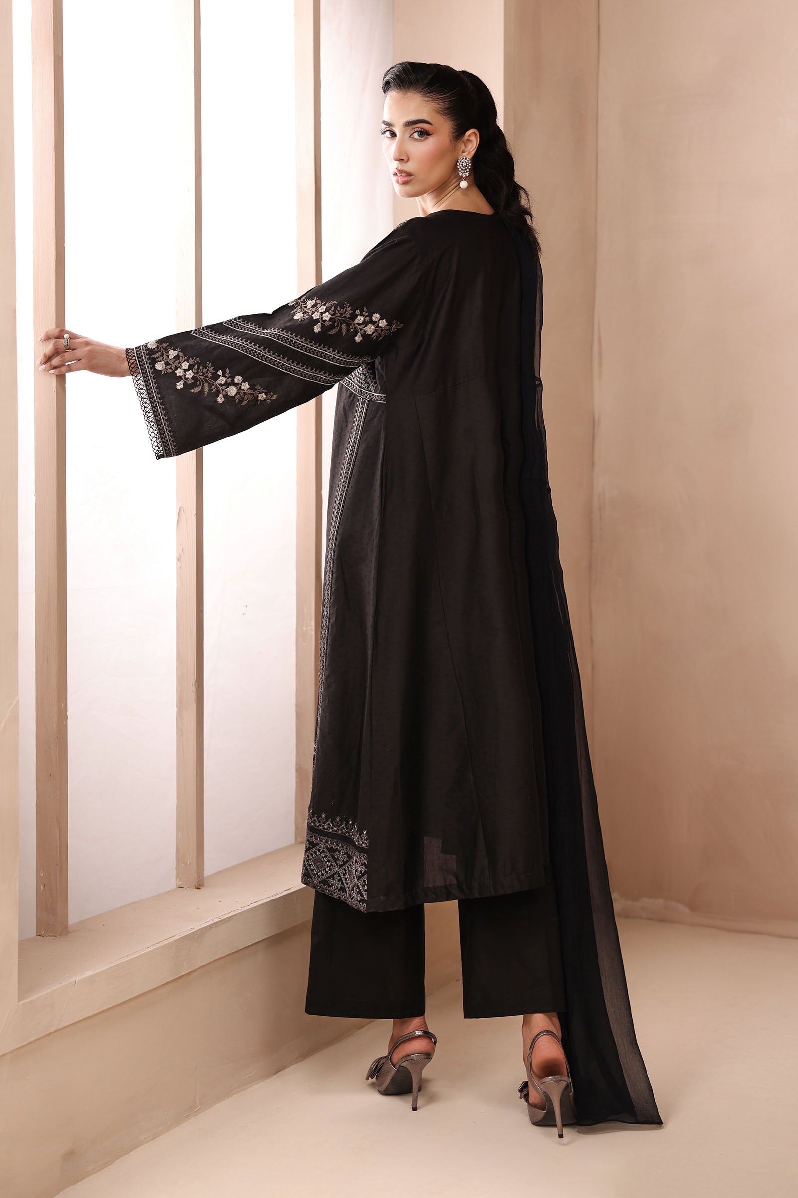 Maria B | Pre Fall Dresses | 3 Piece Embroidered Dobby Suit Black2 - Official Maria B - Agha Fabrics UK