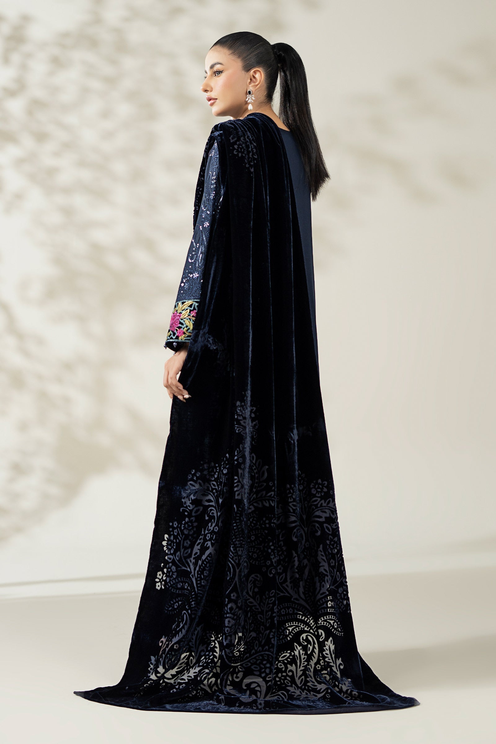 Maria B | Pre Fall Dresses | 3 Piece Embroidered Linen Suit VV - Official Maria B - Agha Fabrics UK
