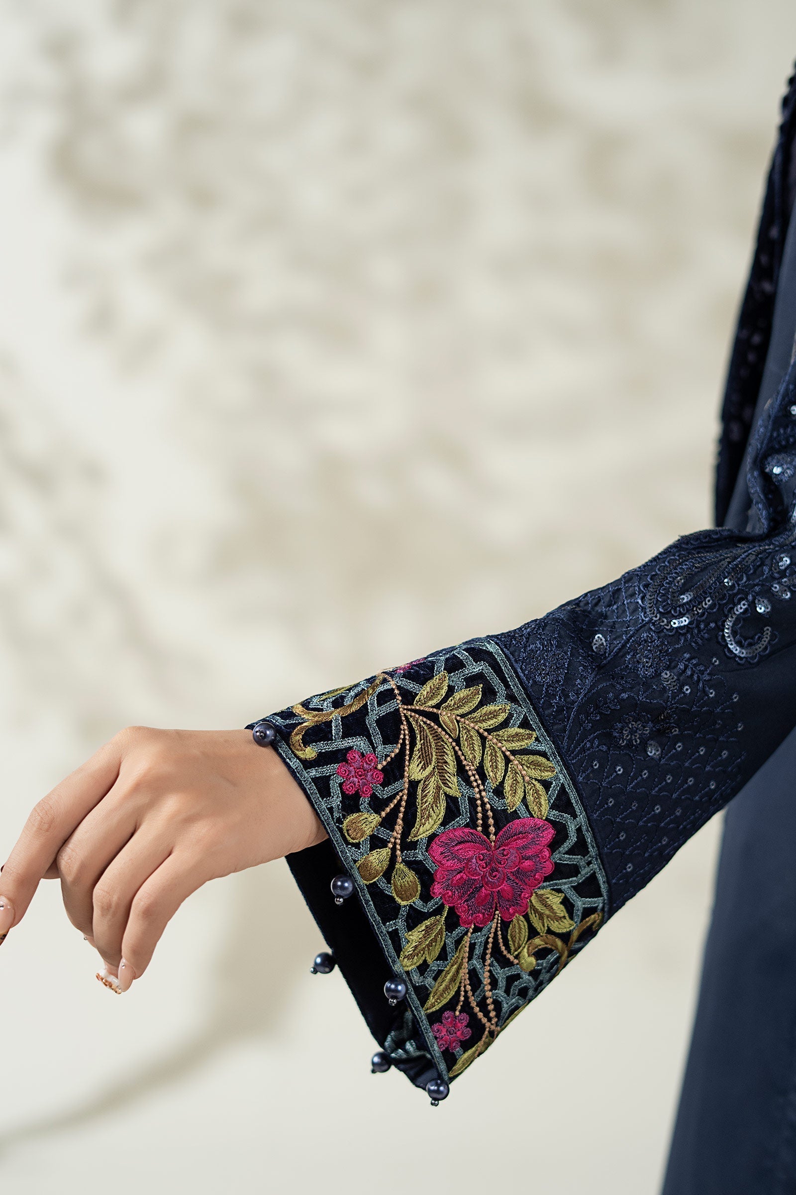 Maria B | Luxury Winte r Pret 25 | DW-W25-20-Blue