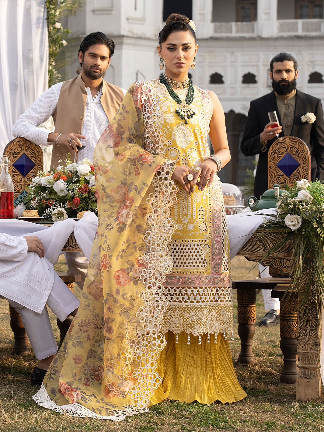 Mahnur | Mahrukh Luxury Lawn 24 | DELIA - Official Mahnur - Agha Fabrics UK
