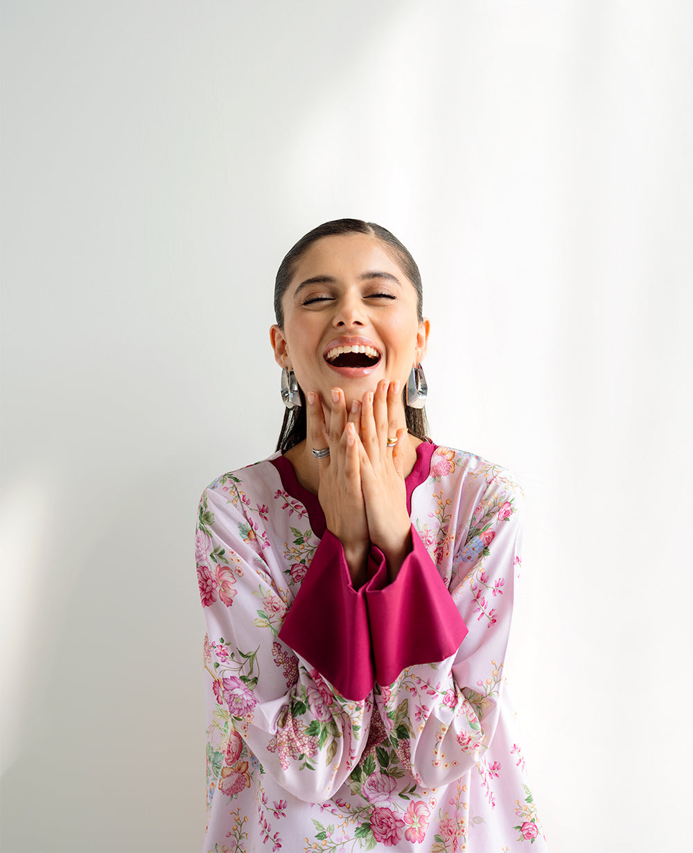 Republic Womenswear | Essentials 25 | ES-186