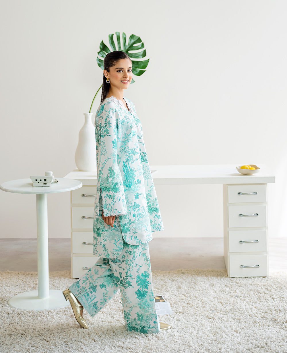 Republic Womenswear | Essentials 25 | ES-187