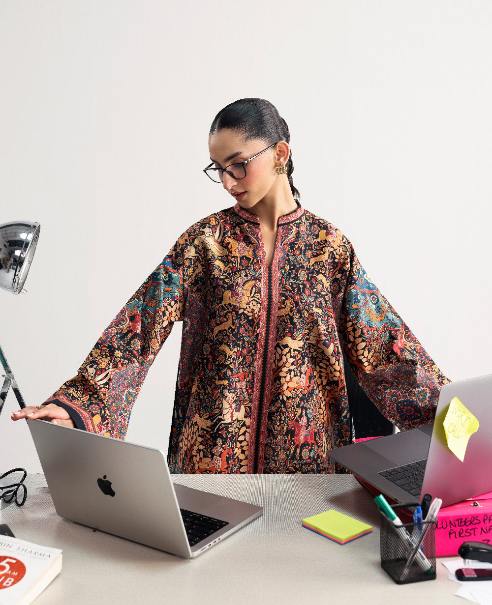 Republic Womenswear | Essentials Pre Fall | Noir