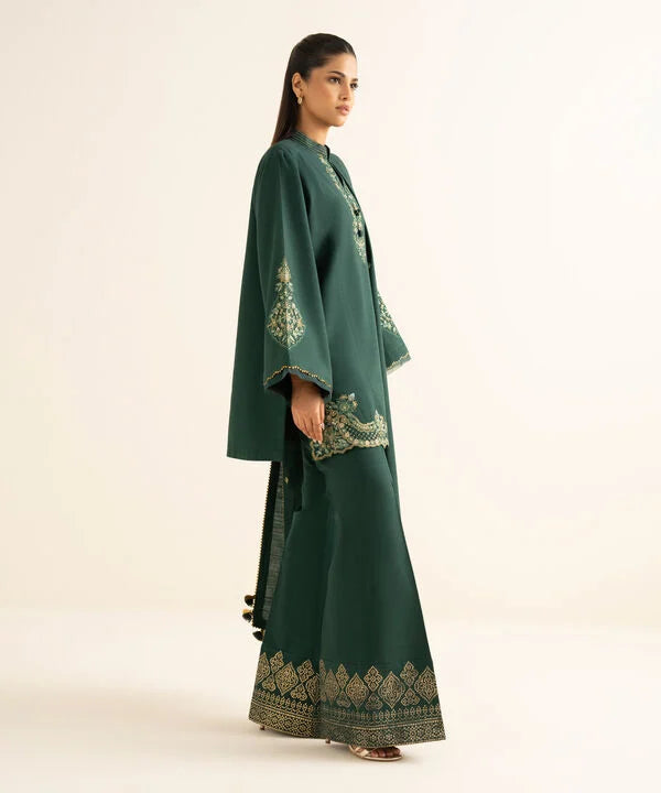 Sapphire | Fall Winter 25 | 3 Piece - Embroidered Cotton Suit ESG25V832SOU