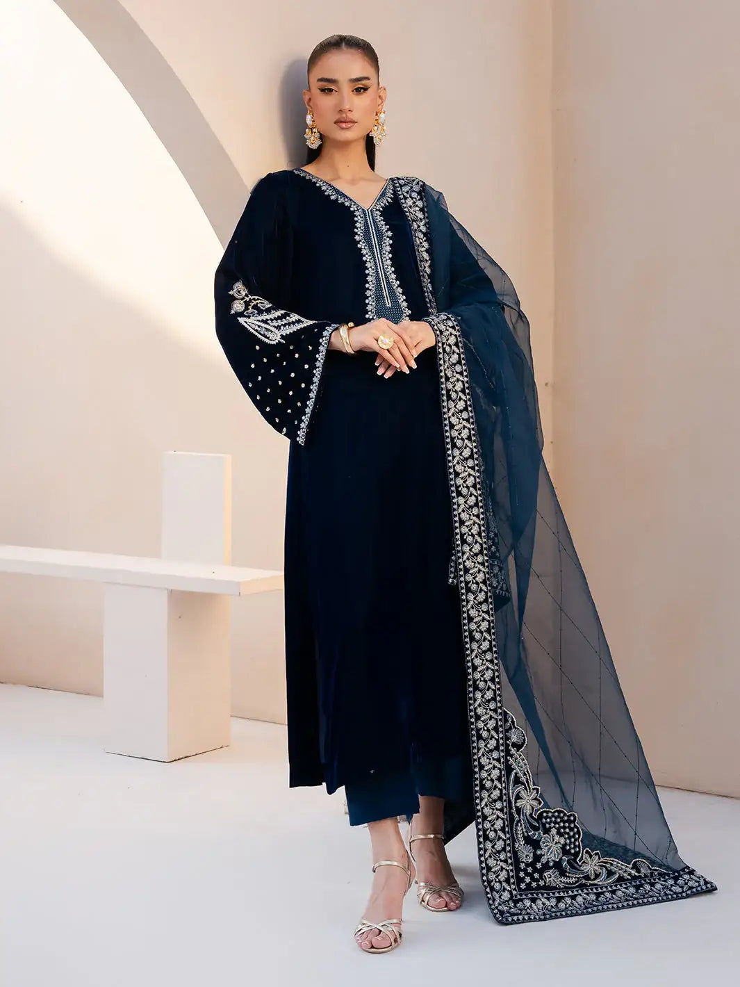 Izel | Le Tresor Formals | ÃÂlora