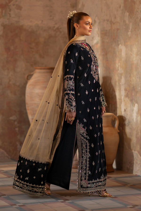 Emaan Adeel | Saanjh Velvet Collection 24 | Ishaan