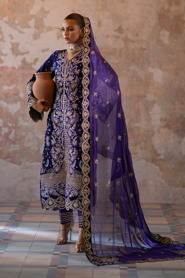 Emaan Adeel | Saanjh Velvet Collection 24 | Aroosh