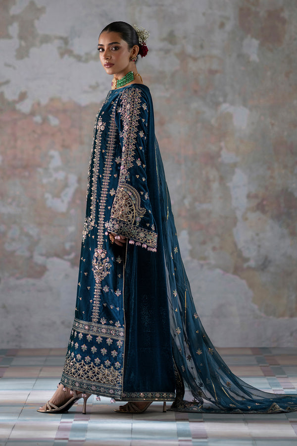 Emaan Adeel | Saanjh Velvet Collection 24 | Meher