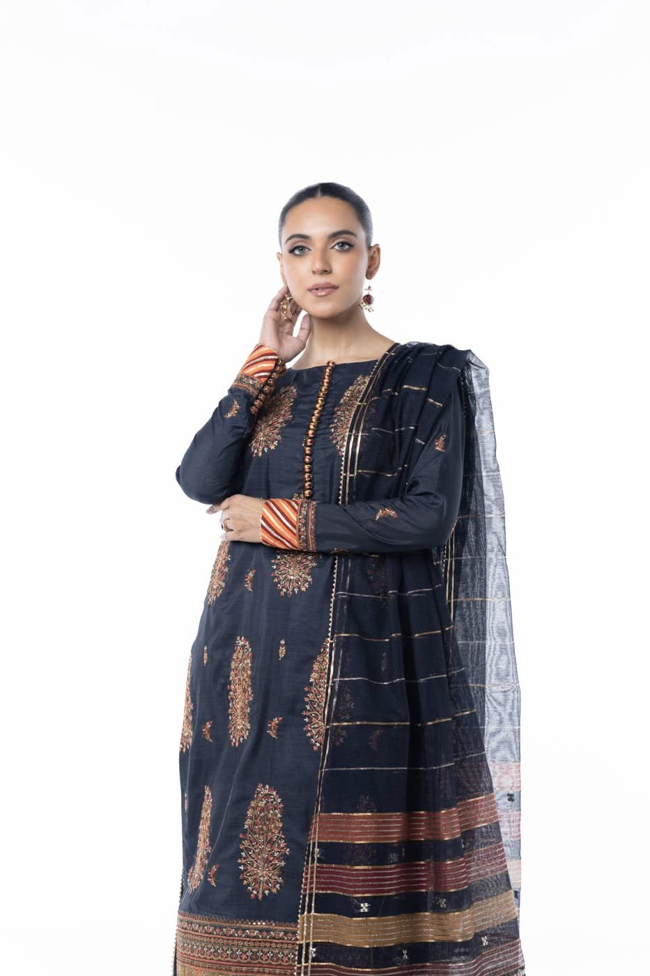 Al Karam | Winter 24 | F3-16E-24