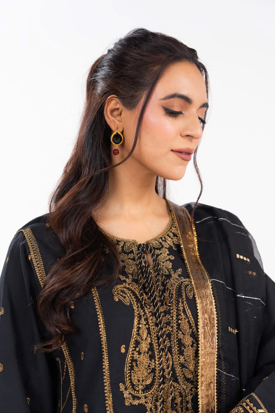 AlKaram | Festive Summer 25 | FC-1A-25-Black