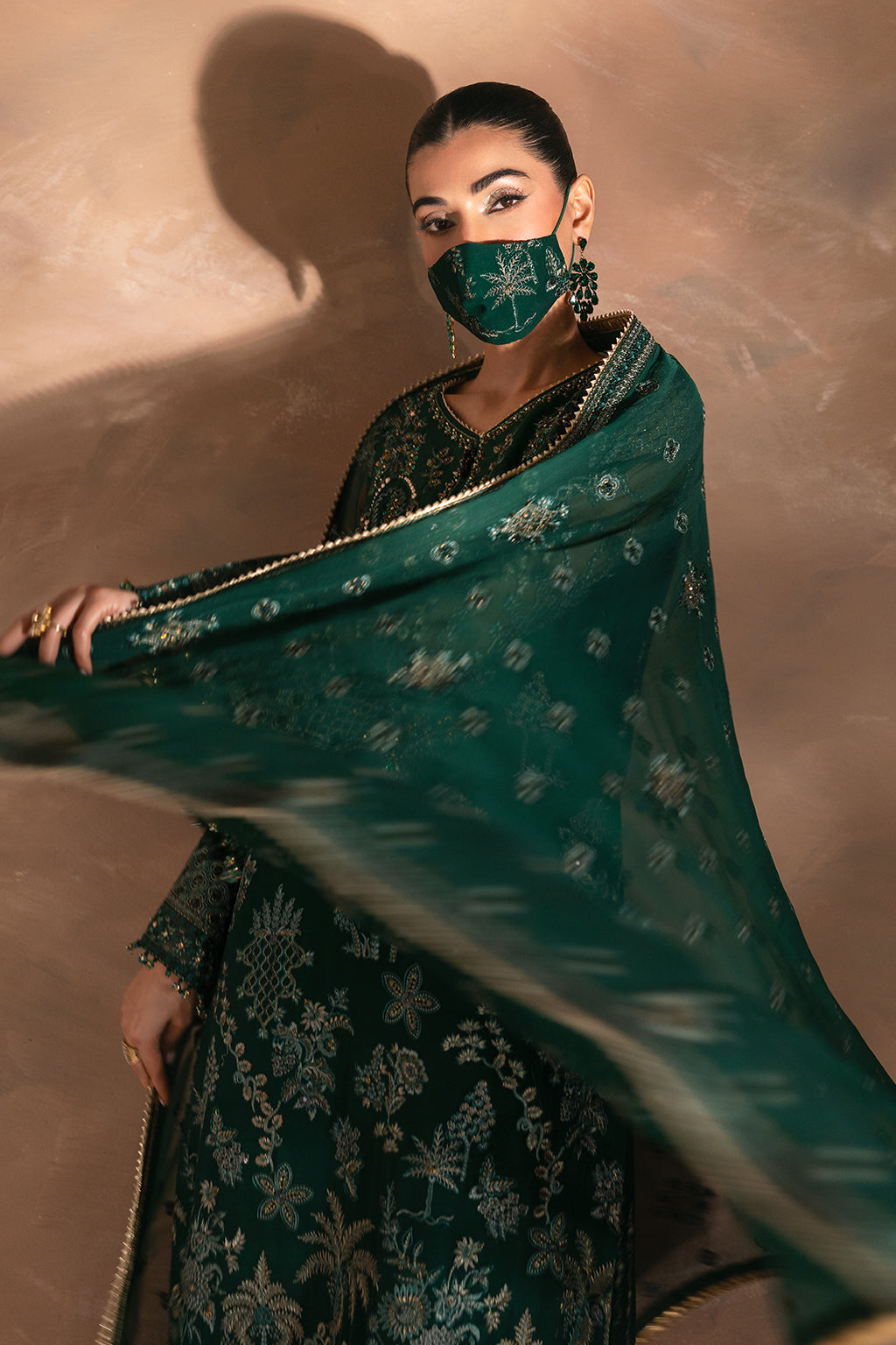 Flossie | Laconic Formals | FE - 901 A