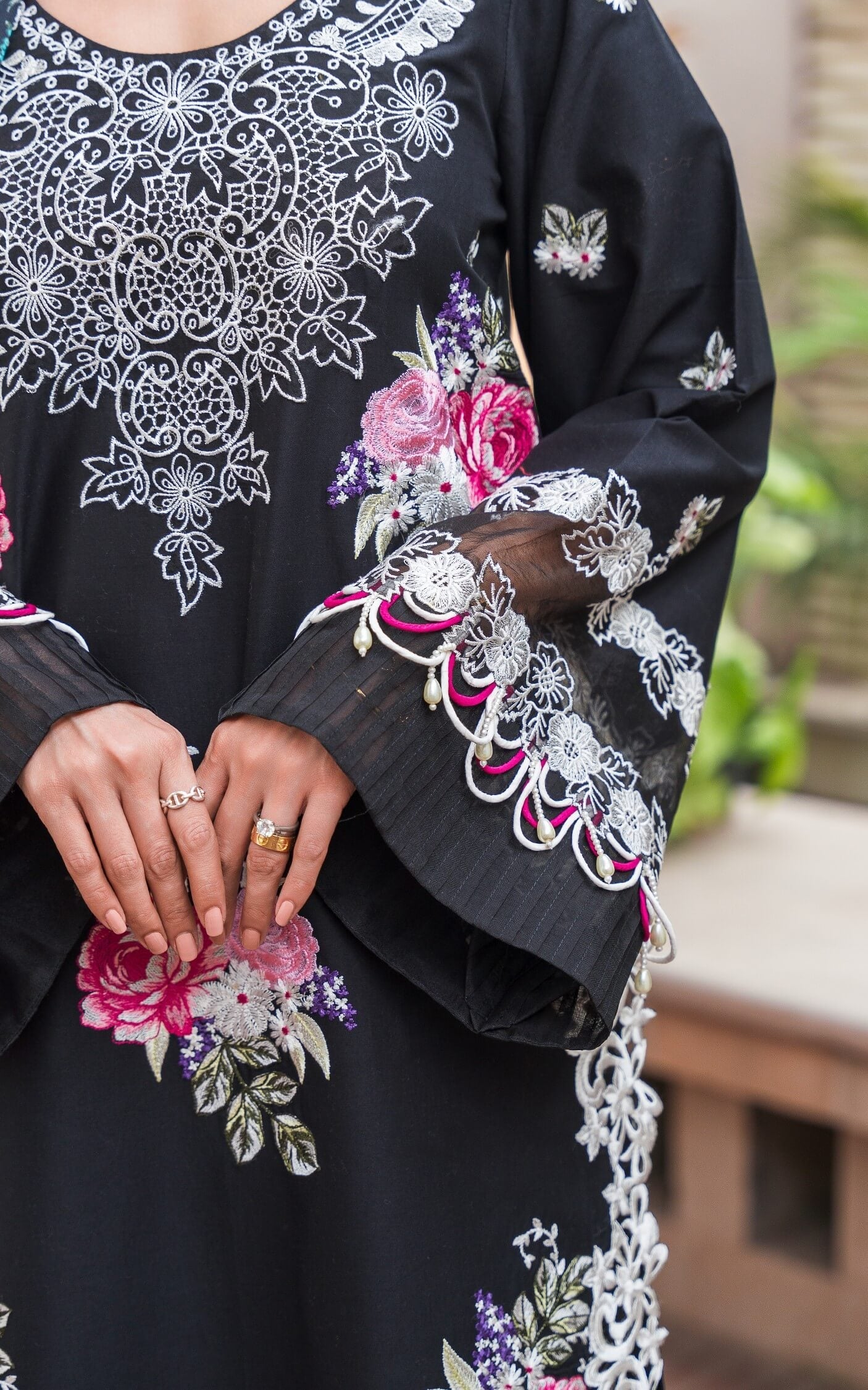 Asifa and Nabeel | Luxury Winter 24 | FLEUR WL-10 - Official Asifa and Nabeel - Agha Fabrics UK