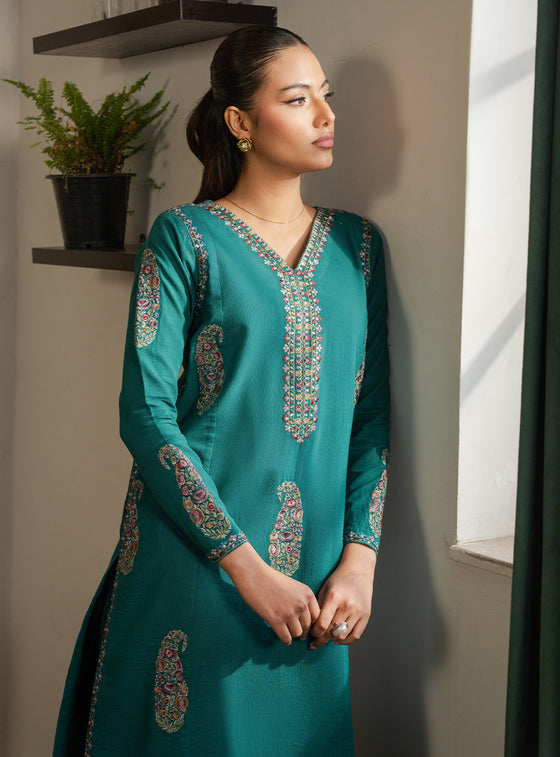 Faiza Faisal | Lumiere Winter Pret | AIRA