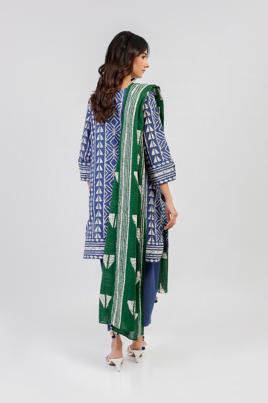 Al Karam | Winter 24 | FW-18.1-24 - Official Alkaram - Agha Fabrics UK