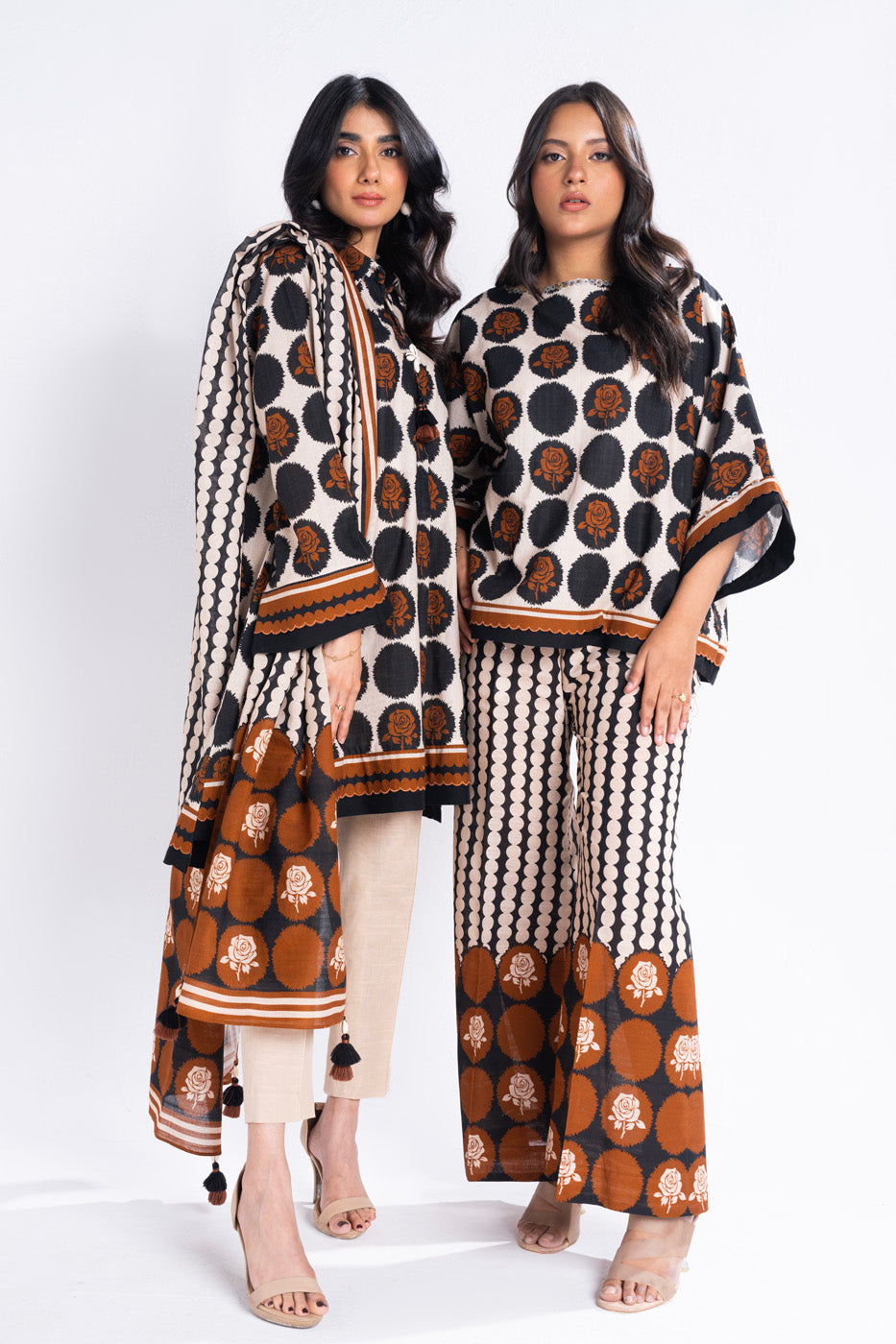 Al Karam | Winter 24 | FW-09-24 - Official Alkaram - Agha Fabrics UK