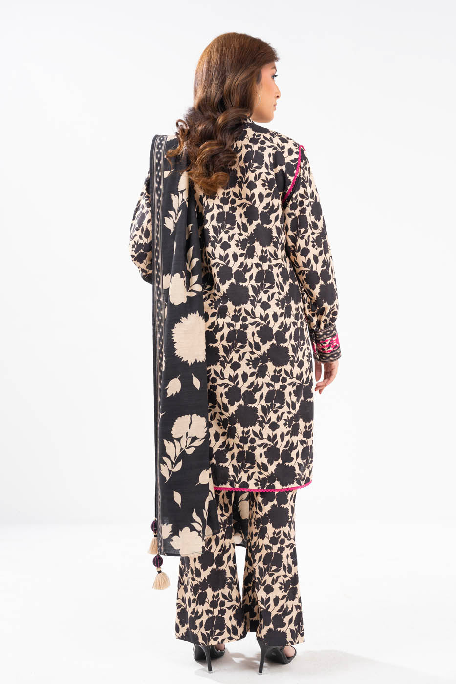 Al Karam | Winter 24 | FW-10-24 - Official Alkaram - Agha Fabrics UK