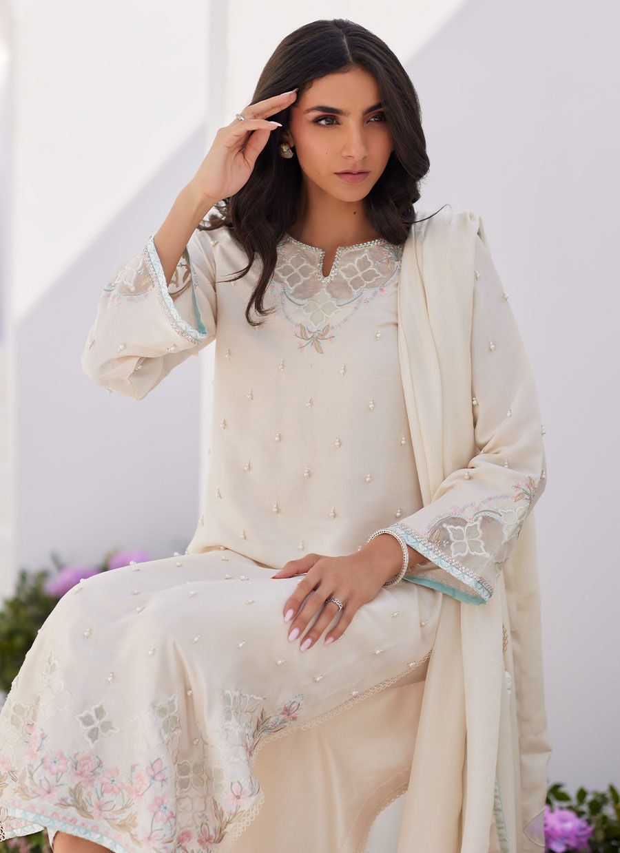 Farah Talib Aziz | Zaza Luxe Pret 24 | LYA IVORY EMBELLISHED RAW SILK SHIRT AND DUPATTA