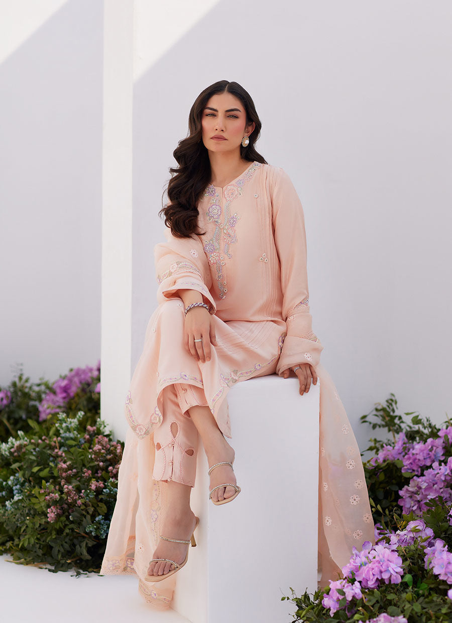 Farah Talib Aziz | Zaza Luxe Pret 24 | ELEA PEACH EMBROIDERED RAW SILK SHIRT AND DUPATTA