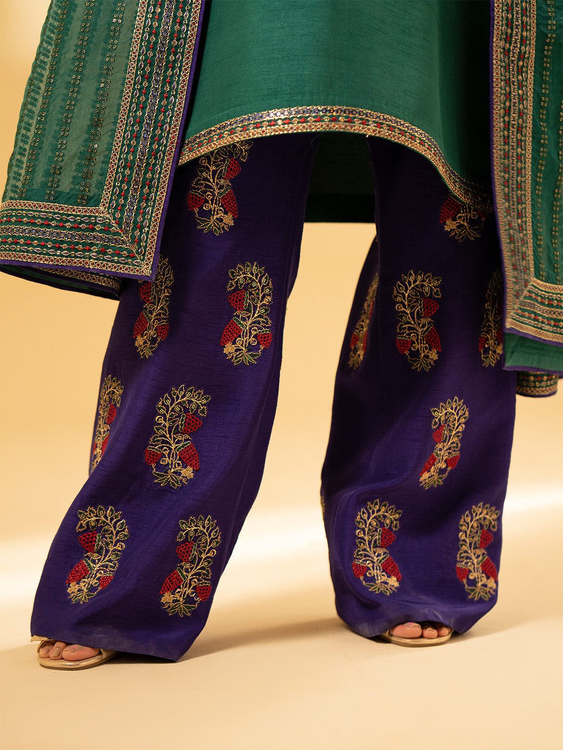 Fozia Khalid | Eid Edit 24 | Emerald Craftsmanship