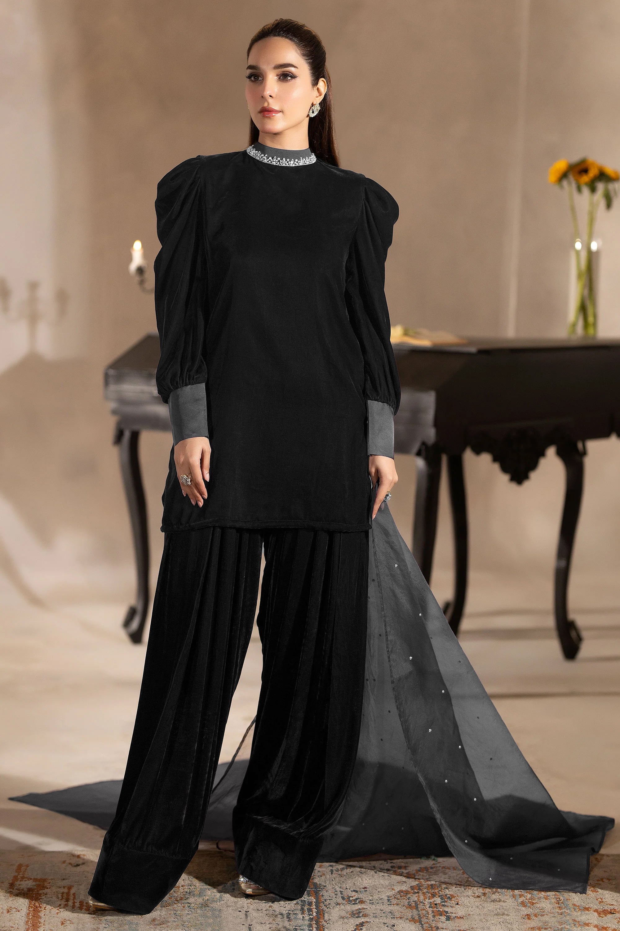 Hana | Mavi Velvets | Royal Reverie - Official Hana - Agha Fabrics UK