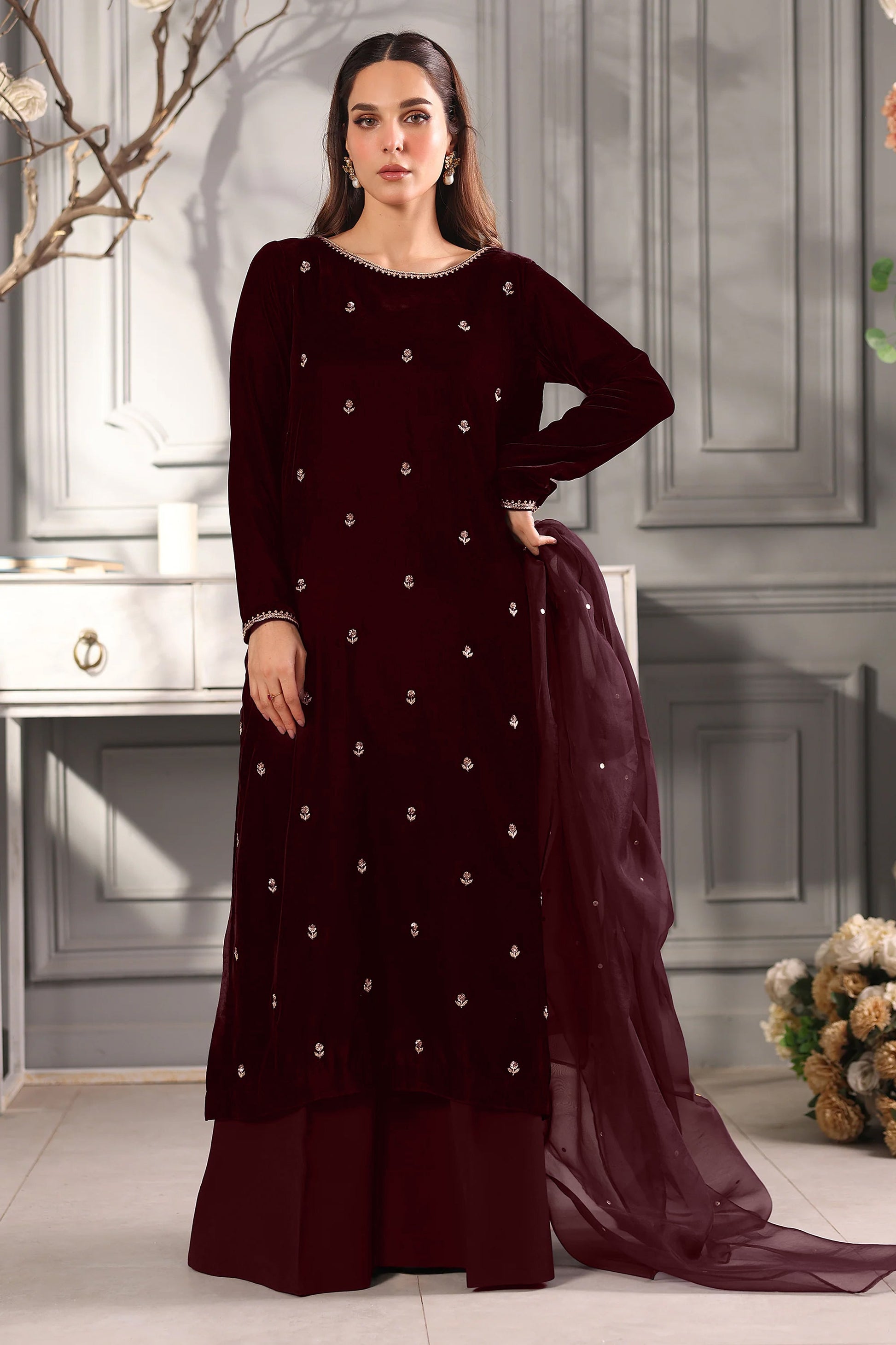 Hana | Mavi Velvets | Velvet Dreams - Official Hana - Agha Fabrics UK