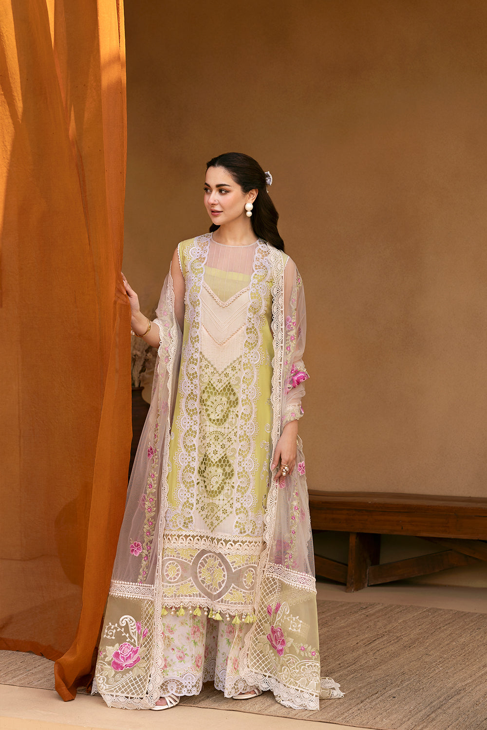 Saira Rizwan | Luxury Lawn 25 | VERA-SRL25-05