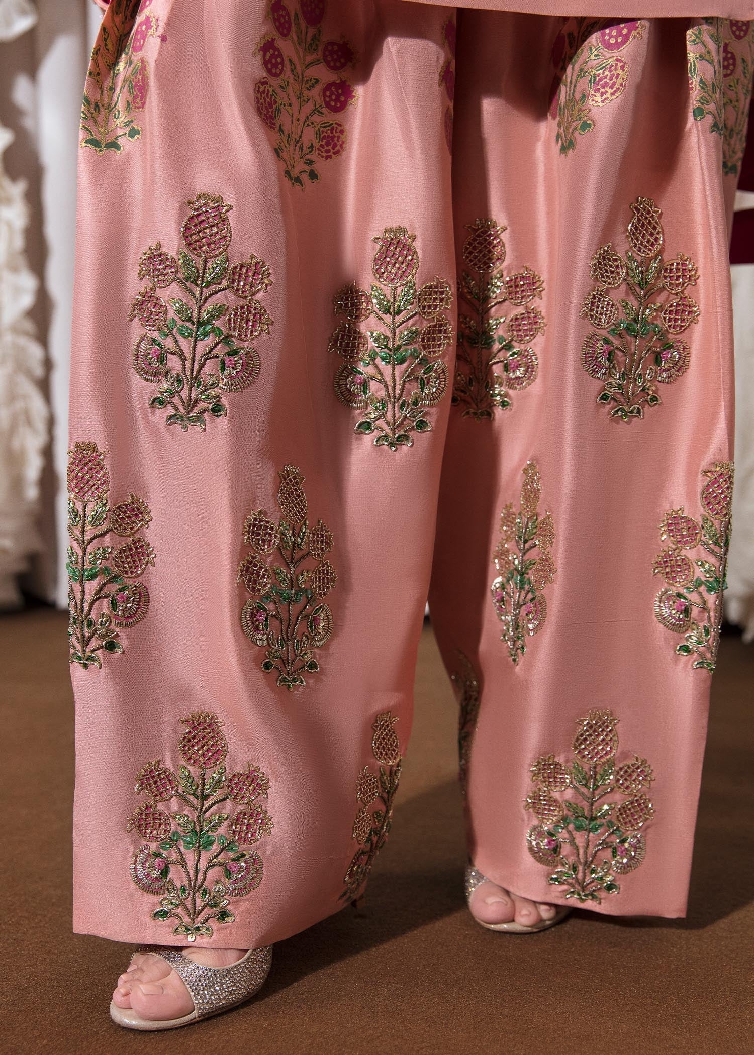 Hussain Rehar | Basic Not Basic | Incarnat