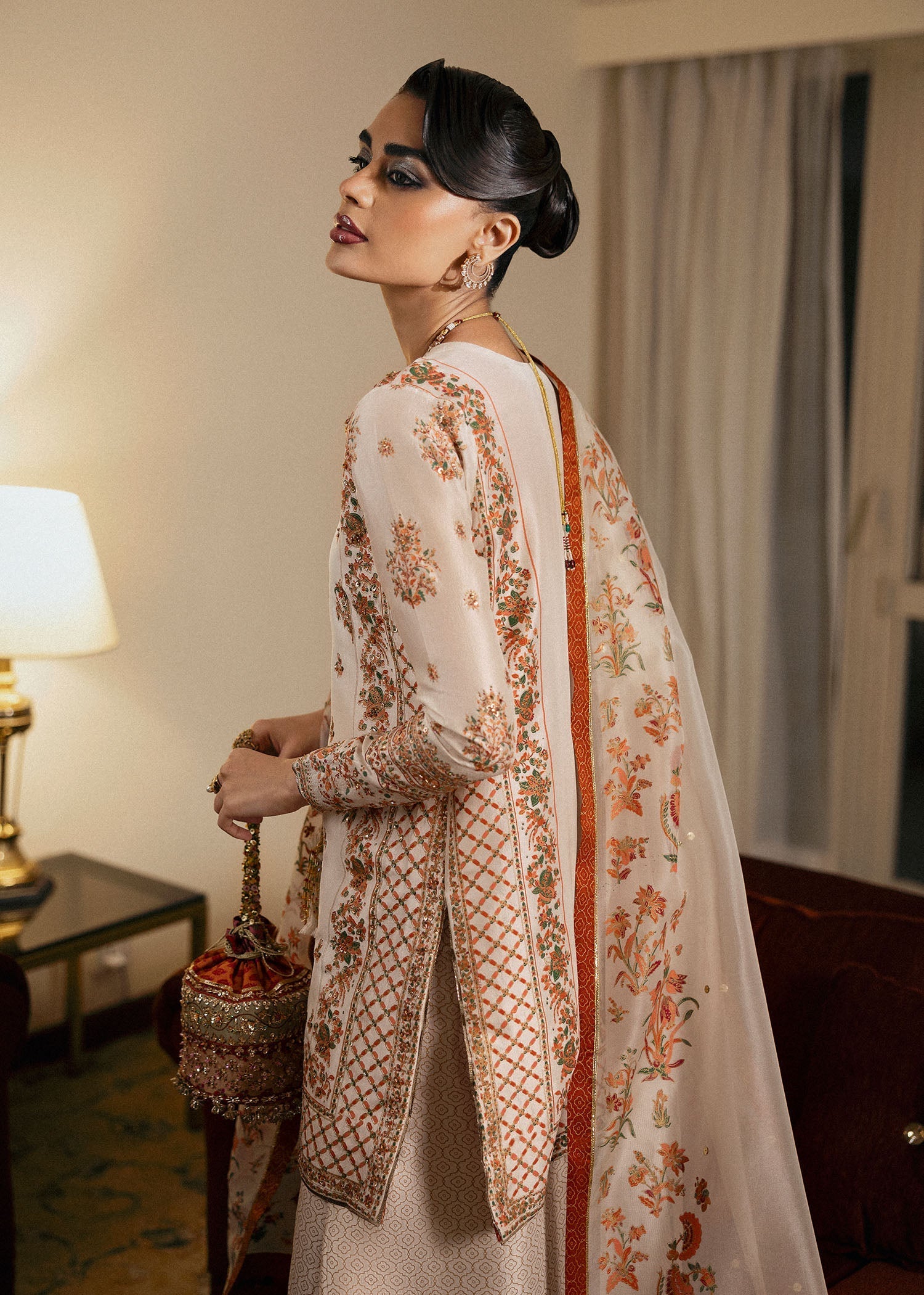 Hussain Rehar | Basic Not Basic | Livid