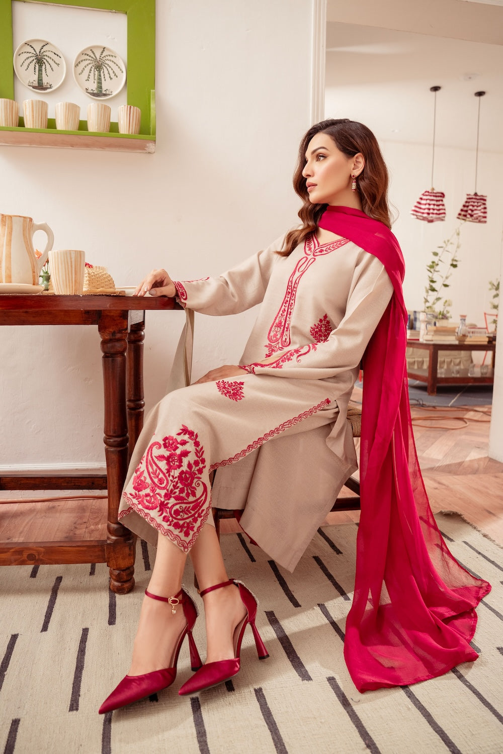 Vintage | Fall Essentials 24 | Romano