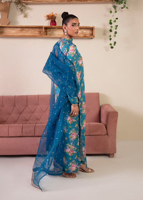 MNR | Ankh Macholi Festive Edit | NEELOFAR