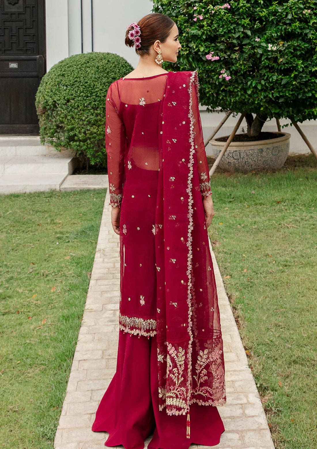 Formal Collection - Saad Shaikh - Luminous - AVA