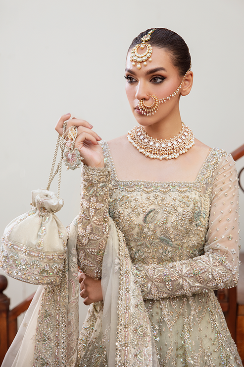 Nyra | Reine Wedding Formals | RAYA