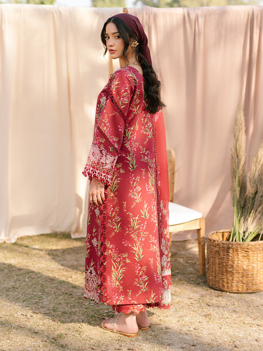 Parishay | Ivy Bloom Luxury Lawn | IVY-02 - Official Parishay - Agha Fabrics UK