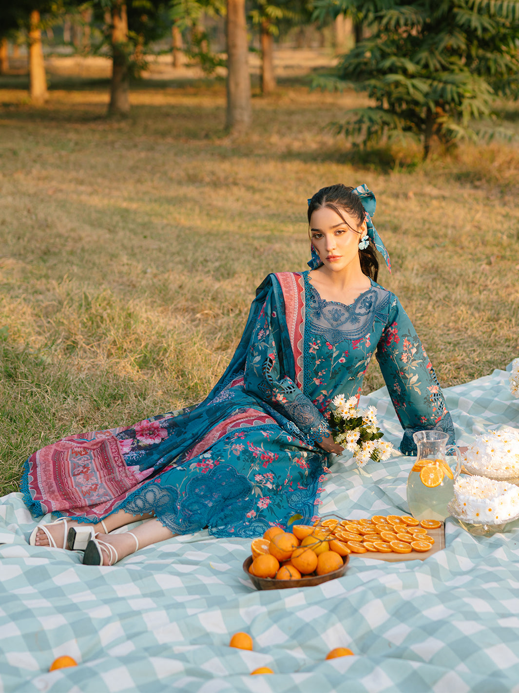 Parishay | Ivy Bloom Luxury Lawn | IVY-07 - Official Parishay - Agha Fabrics UK
