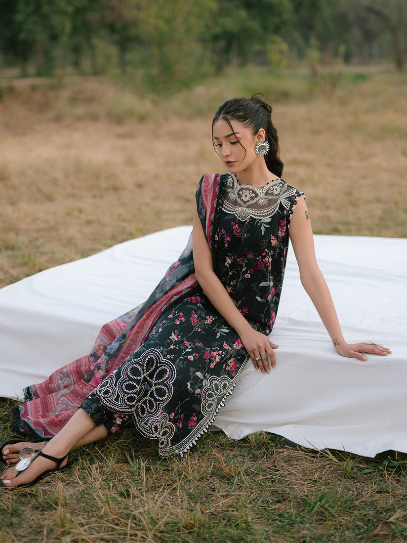 Parishay | Ivy Bloom Luxury Lawn | IVY-08 - Official Parishay - Agha Fabrics UK