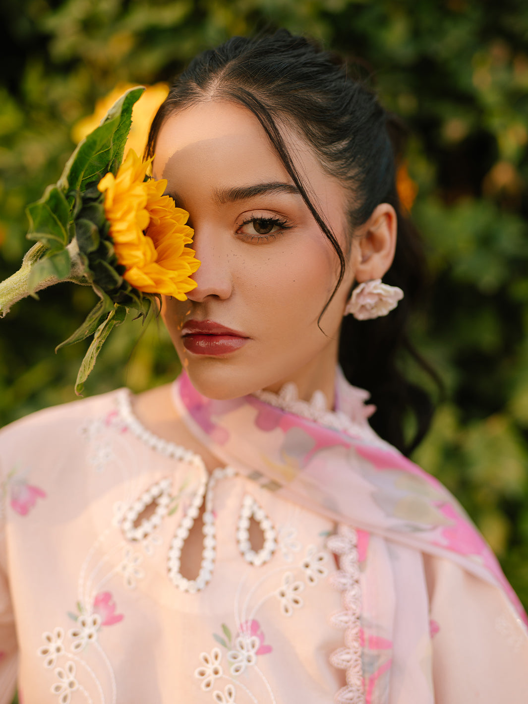 Parishay | Ivy Bloom Luxury Lawn | IVY-10 - Official Parishay - Agha Fabrics UK