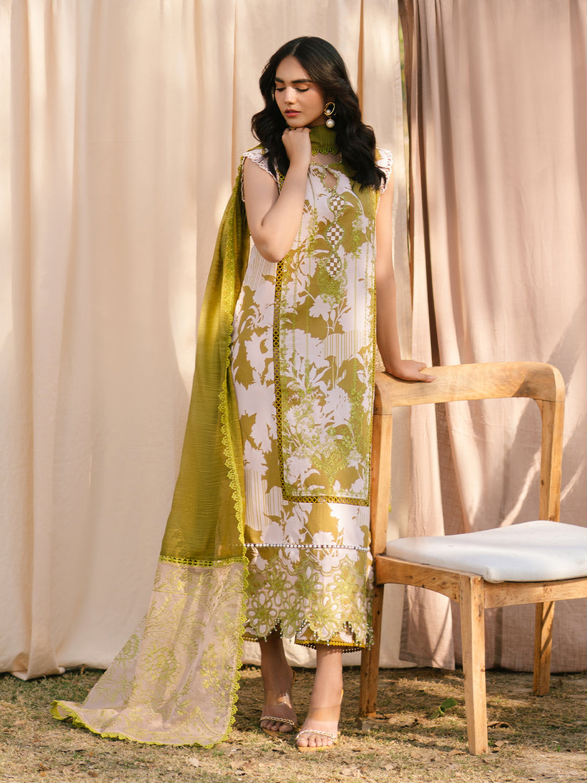 Parishay | Ivy Bloom Luxury Lawn | IVY-12 - Official Parishay - Agha Fabrics UK