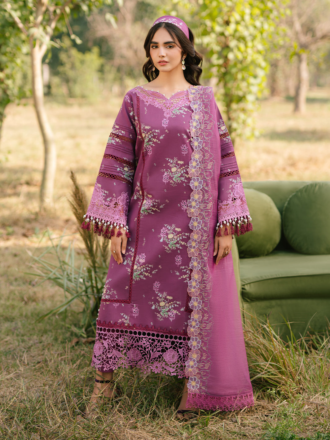 Parishay | Ivy Bloom Luxury Lawn | IVY-13 - Official Parishay - Agha Fabrics UK