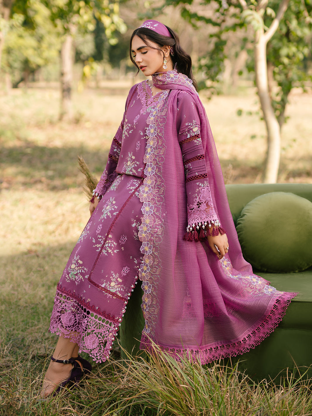 Parishay | Ivy Bloom Luxury Lawn | IVY-13 - Official Parishay - Agha Fabrics UK