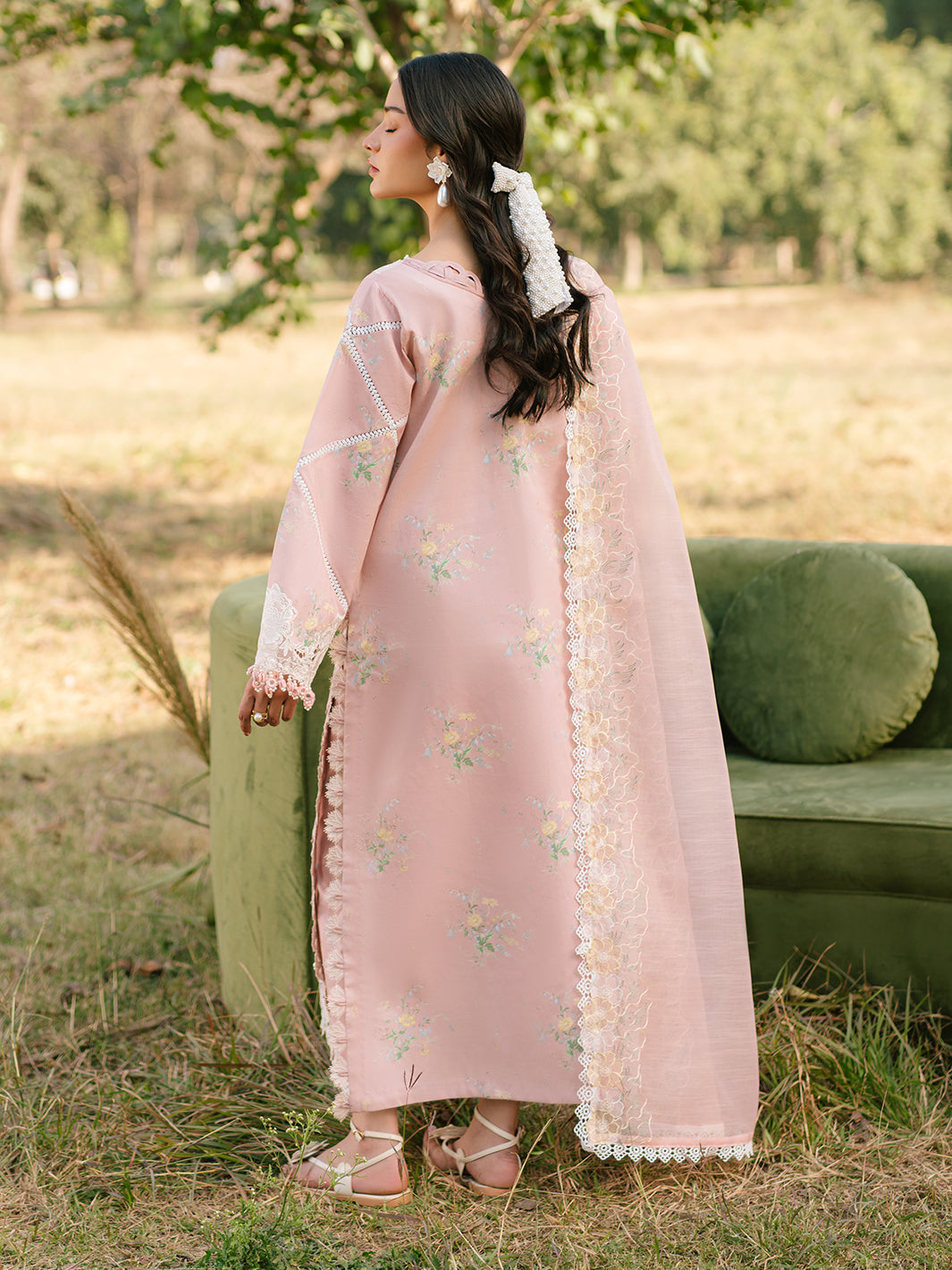 Parishay | Ivy Bloom Luxury Lawn | IVY-14 - Official Parishay - Agha Fabrics UK