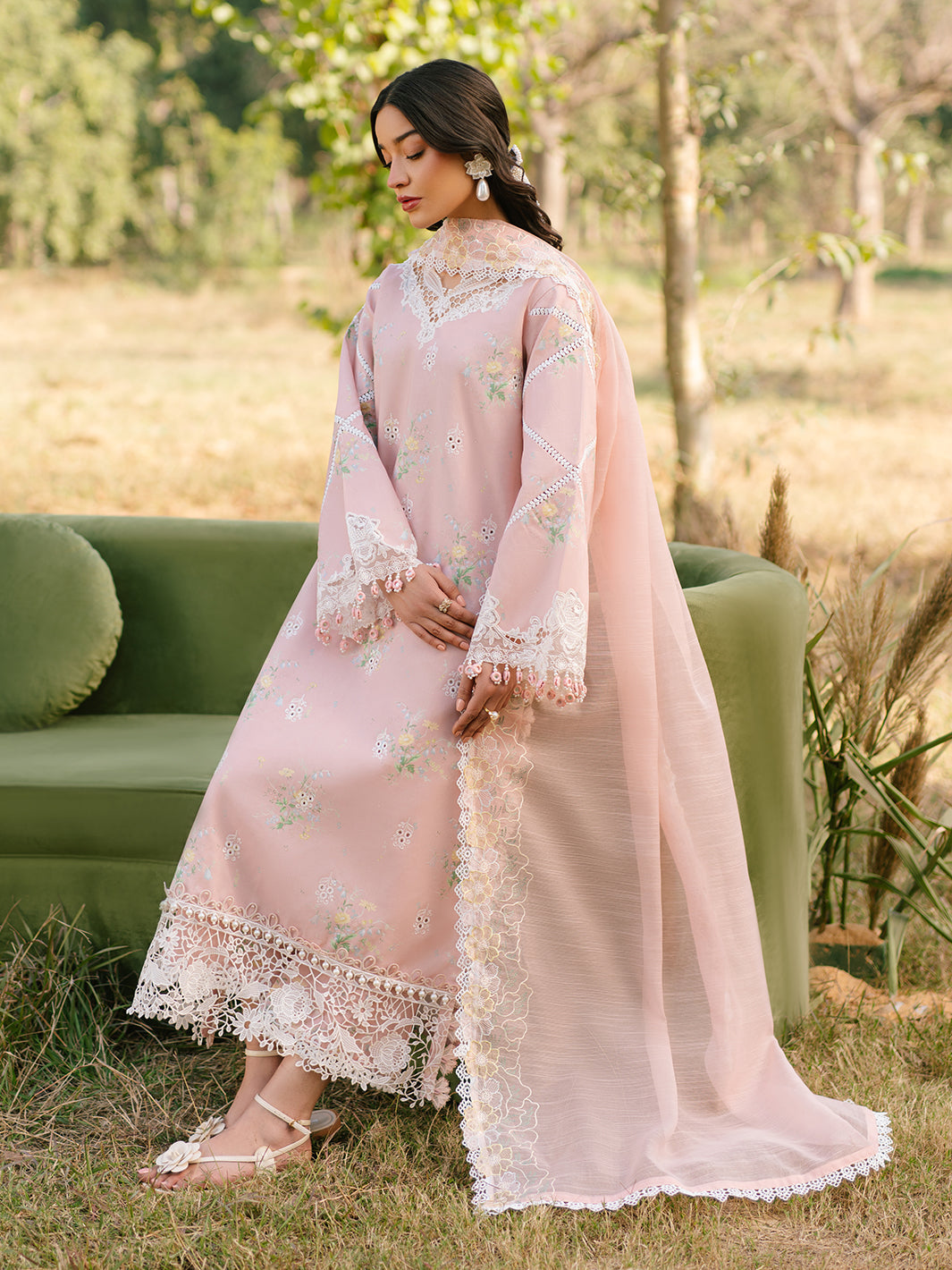 Parishay | Ivy Bloom Luxury Lawn | IVY-14 - Official Parishay - Agha Fabrics UK