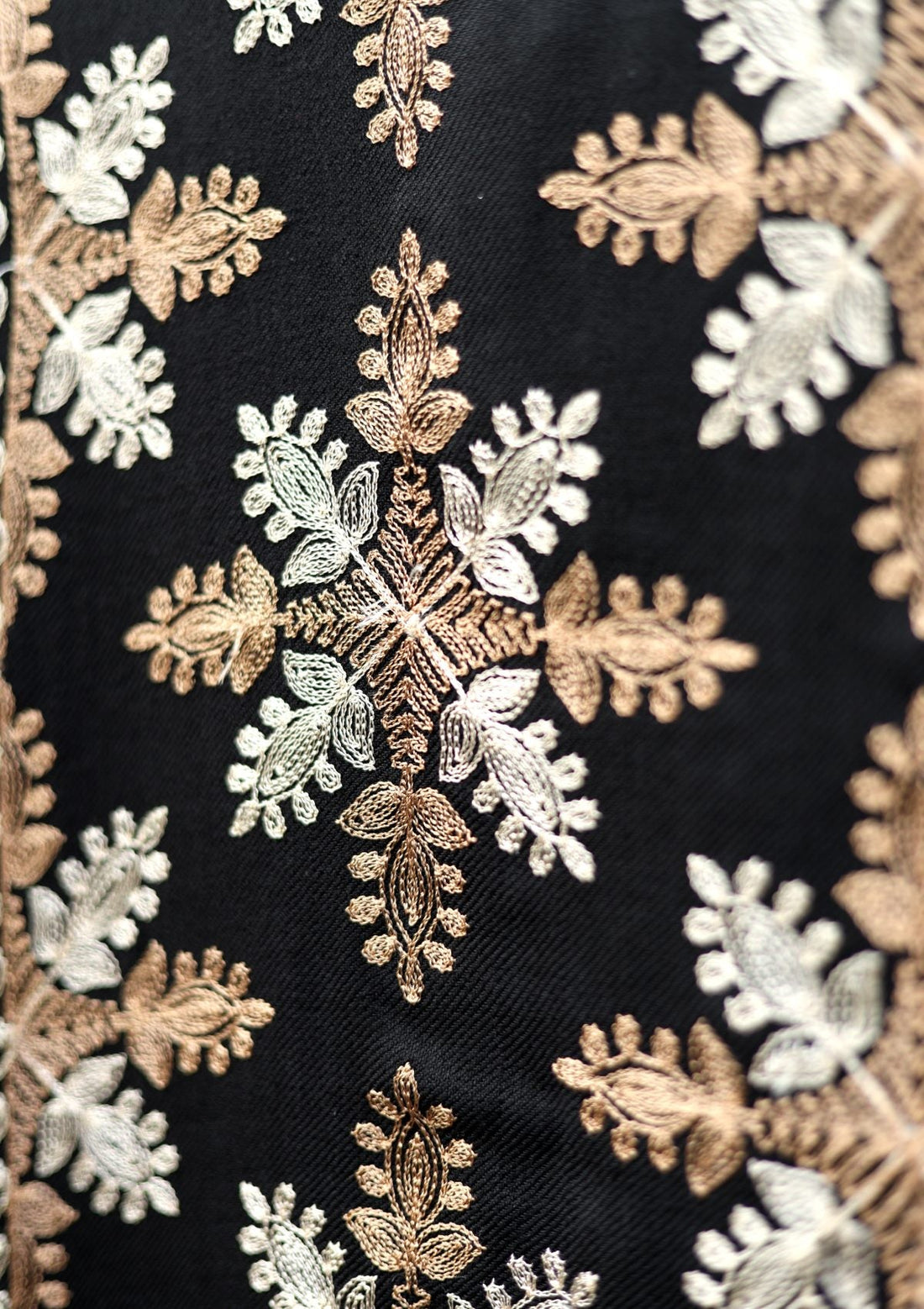 Ari Work Wool Shawl D - 86 - Black - Official Shawls Niche - Agha Fabrics UK