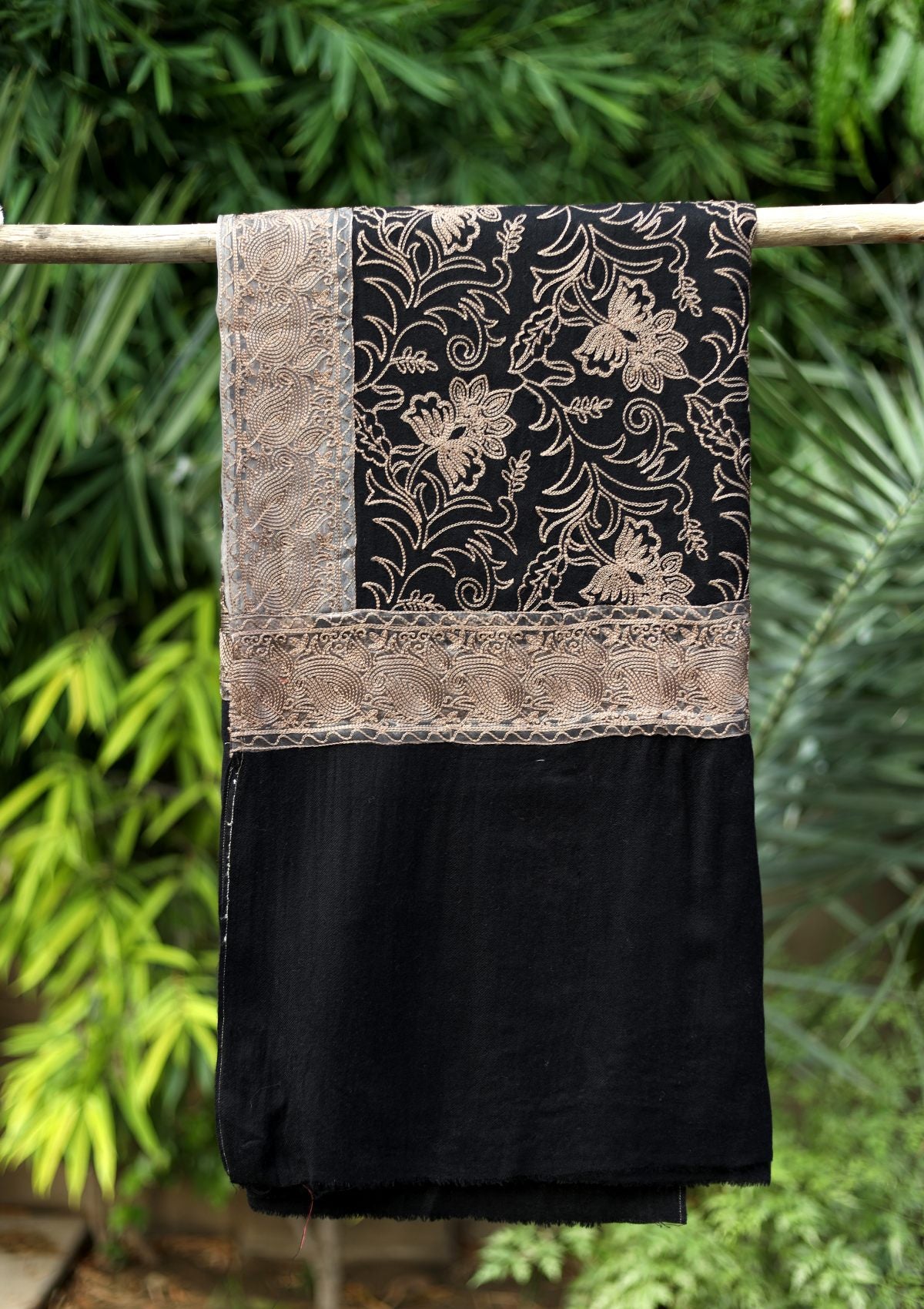 Ari Work Wool Shawl D - 84 - Black - Official Shawls Niche - Agha Fabrics UK