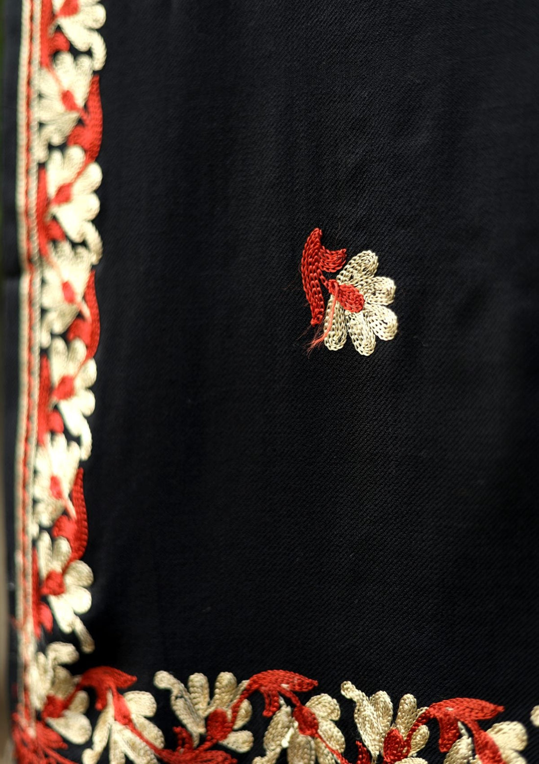 Ari Work Wool Shawl D - 74 - Black - Official Shawls Niche - Agha Fabrics UK