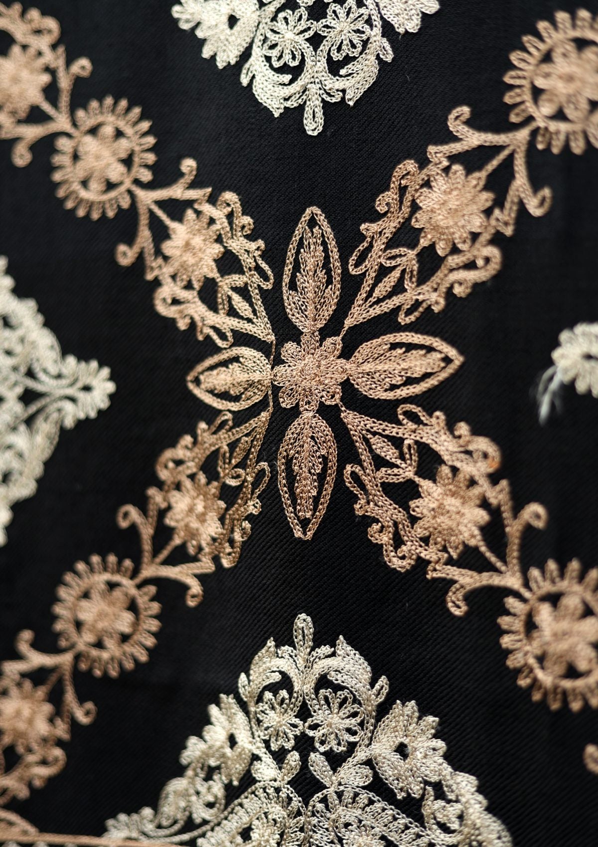 Ari Work Wool Shawl D - 87 - Black - Official Shawls Niche - Agha Fabrics UK