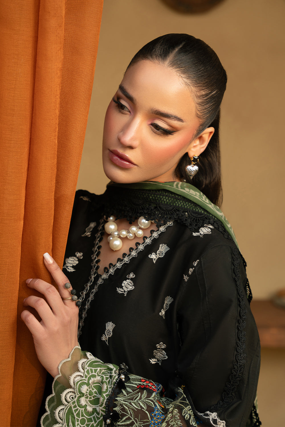 Saira Rizwan | Luxury Lawn 25 | MARY-SRL25-07