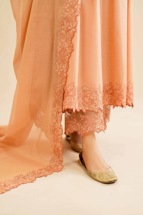 Nishat | Luxury Pret | KFE24-78